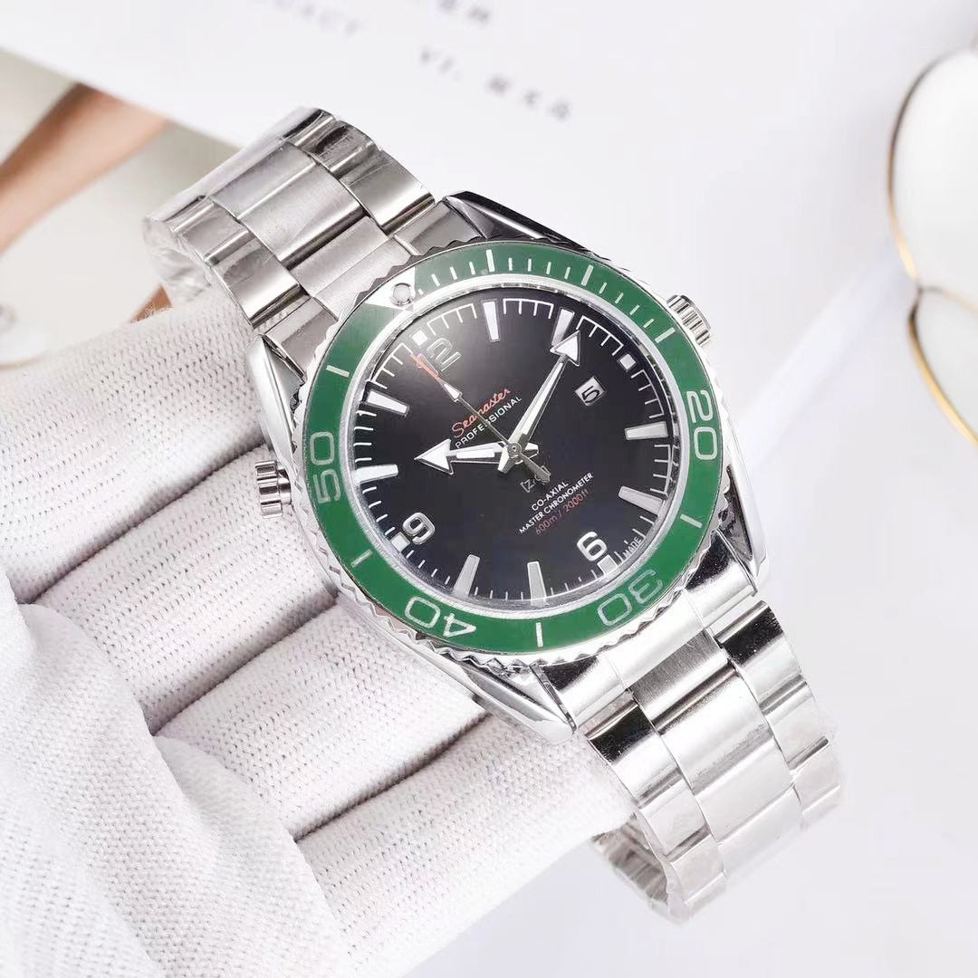Fashion Temperament Trend Men's Business Casual 3-pin Quartz Watch